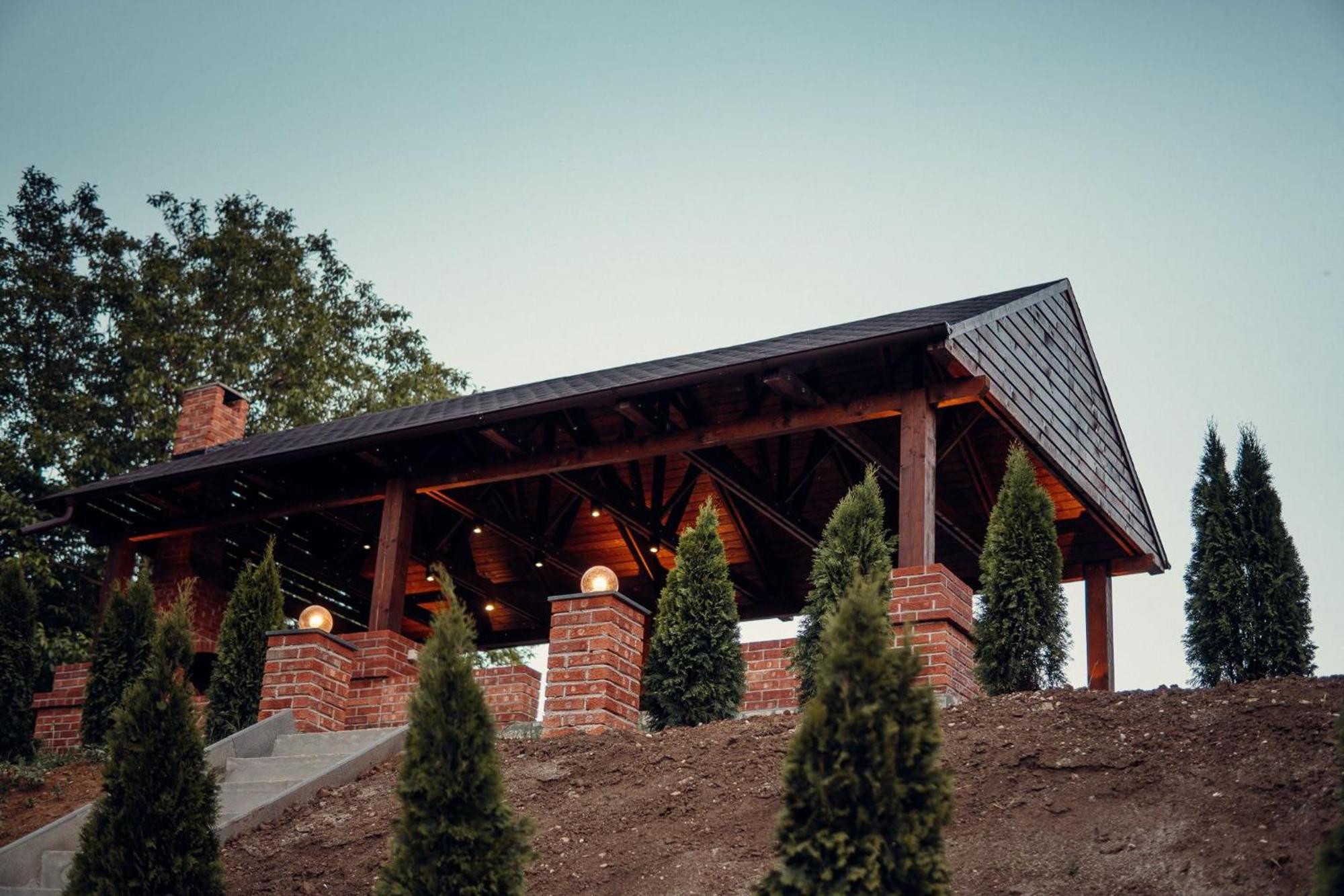 Madison Lake Villa Balotesti Exterior foto